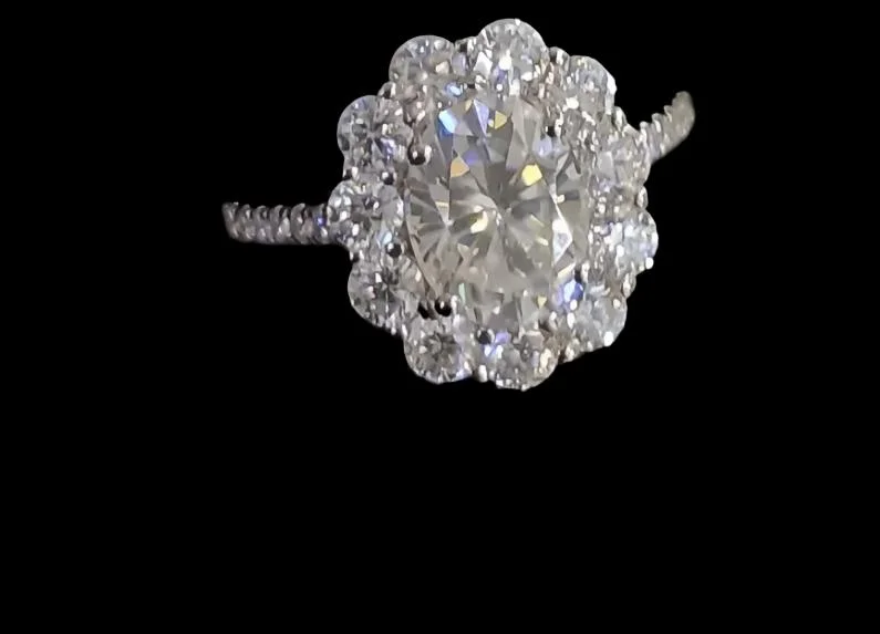 Glamorous Jewelry, Glamorous Deals – Shop Now La Vie Oval Cut Moissanite Engagement Ring in 925 Sterling Silver