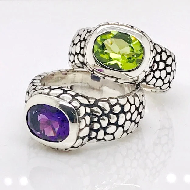 Limited-Stock Jewelry Sale – Once It's Gone, It's Gone Stingray Ring with Gemstone