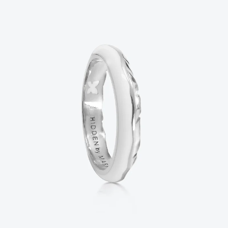 Shop Handcrafted Jewelry At Special Promotional Rates A.Iceberg 18K Whitegold Ring w. White enamel Shop Handcrafted Jewelry At Special Promotional Rates A.Iceberg 18K Whitegold Ring w. White enamel