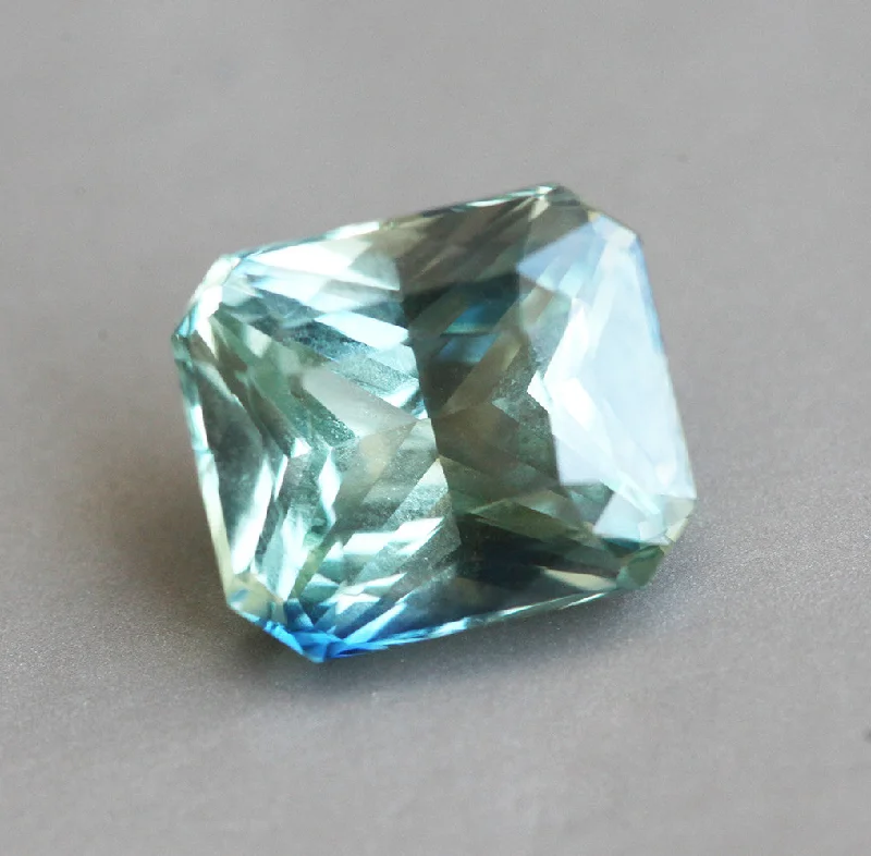 Flash Sale On Exquisite Jewelry – Don't Miss Out Loose 5.59 Ct Octagon Green Sapphire Flash Sale On Exquisite Jewelry – Don't Miss Out Loose 5.59 Ct Octagon Green Sapphire