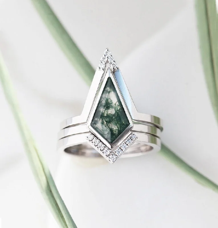 Timeless Jewelry At Special Discount Rates Aubrey Moss Agate Ring Set