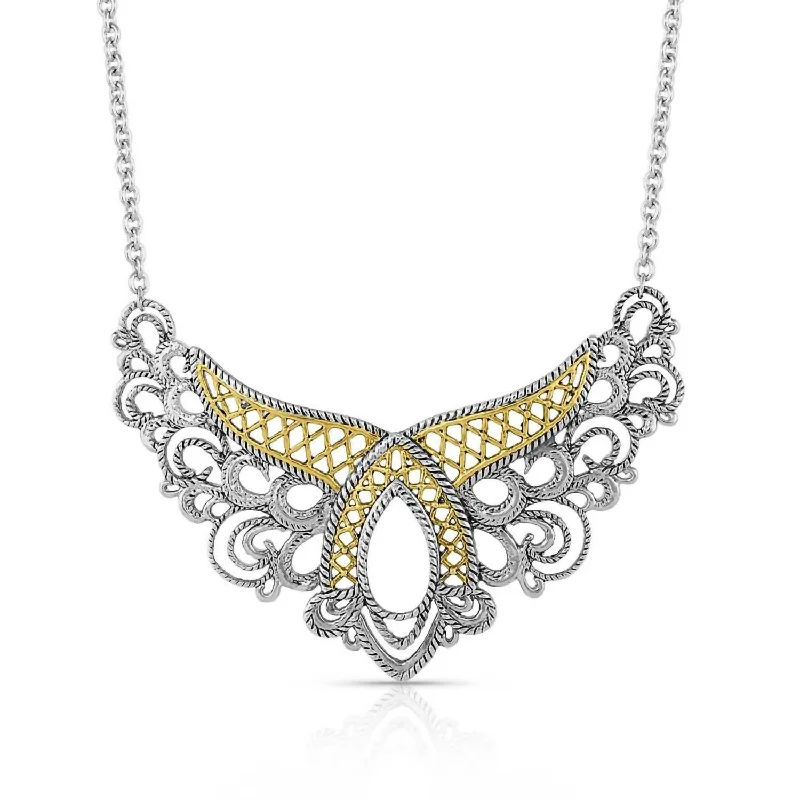 Exclusive Jewelry Bundles At Discounted Rates Women's Chantilly Western Lace Necklace In Silver
