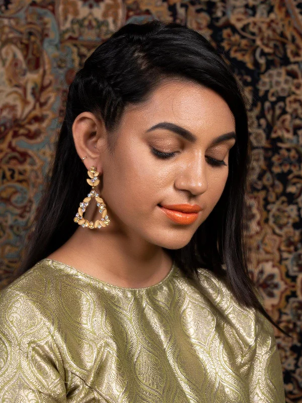 Best Jewelry Sale Prices – Limited-Time Offer Odette Women Oval Shape Glittery Yellow Glittery Dangle Earrings