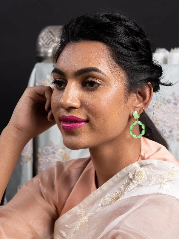 Trendy Minimalist Jewelry For Everyday Wear Odette Women Parrot Green Minimal Cute Dangle Earrings