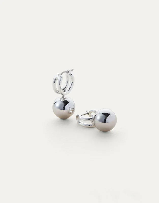 Fashion-Forward Jewelry At Exclusive Discounts LYRA HUGGIES