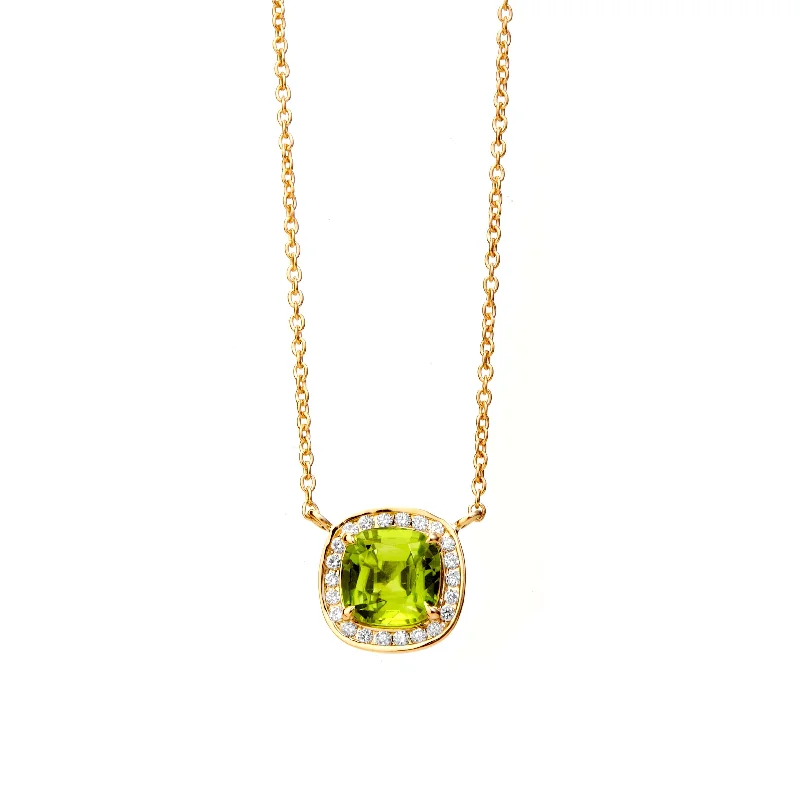 Elegant Jewelry Pieces At Unbelievable Prices Cushion Diamond Necklace