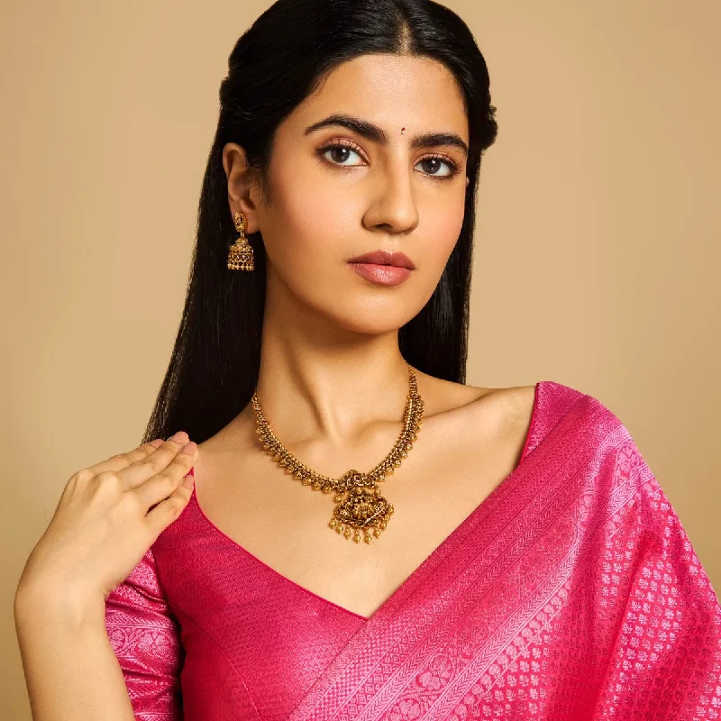 The Perfect Jewelry Piece At The Perfect Discount Antique Necklace 172724