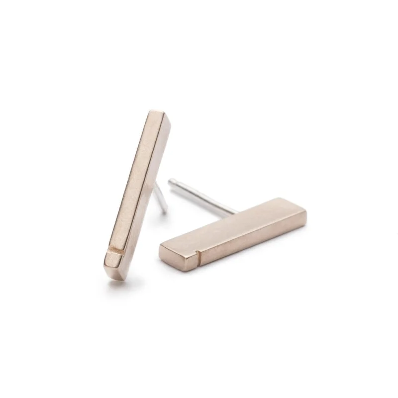 Seasonal Jewelry Deals – Elevate Your Style Dati stud earrings
