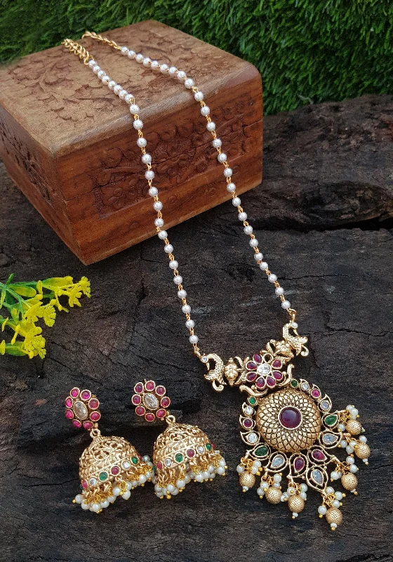 High-End Sparkle, Low-End Prices – Jewelry Sale Live Premium Gold Plated Pendant Set with pearl mala High-End Sparkle, Low-End Prices – Jewelry Sale Live Premium Gold Plated Pendant Set with pearl mala