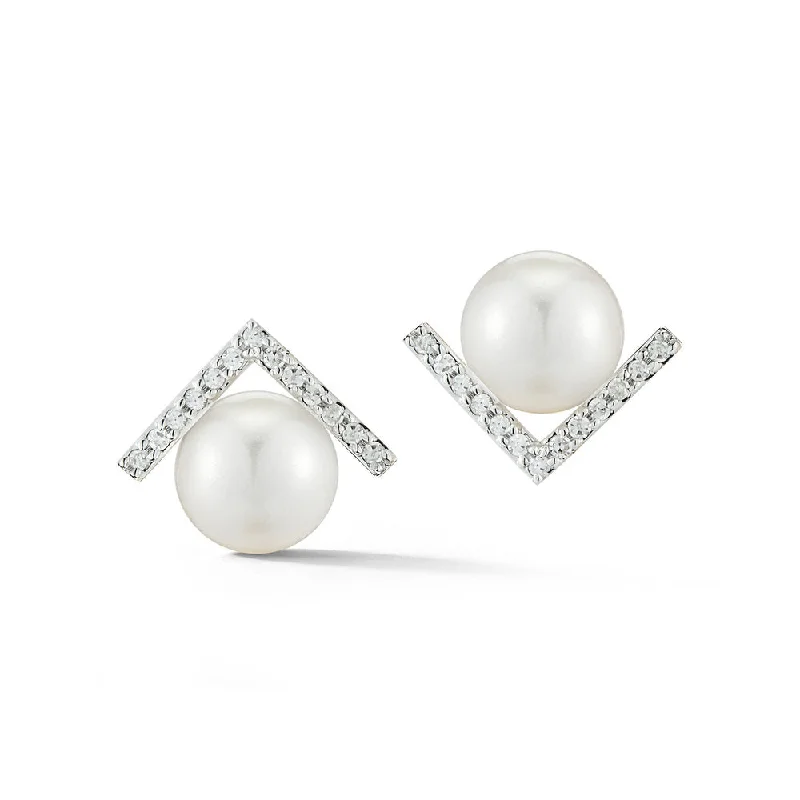 Limited-Stock Jewelry Sale – Once It's Gone, It's Gone 14kt Gold Right Angle Pearl Stud