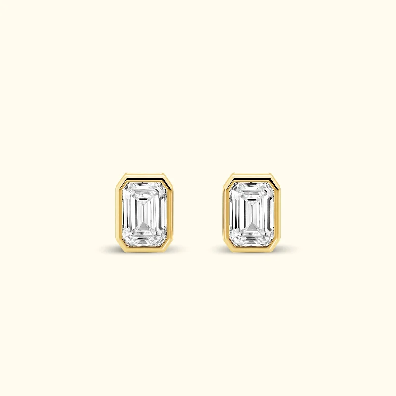 Grab Stylish Jewelry Before The Sale Ends Bezel Set 2.00ct Emerald Cut Studs