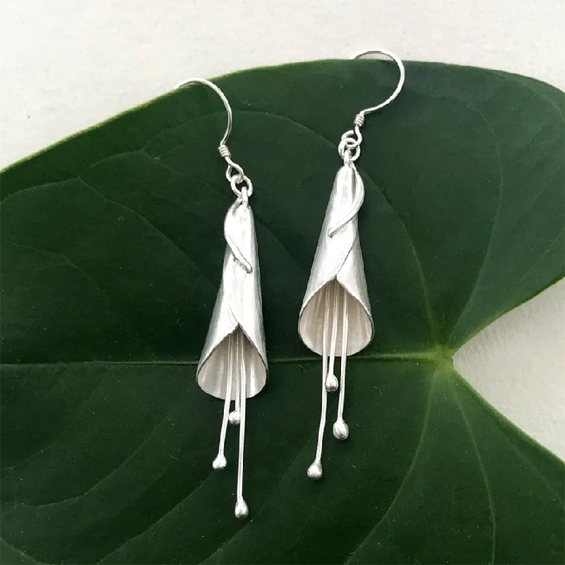 Special Jewelry Deals – Upgrade Your Collection Calla Lily Earrings - Sterling Silver, Indonesia