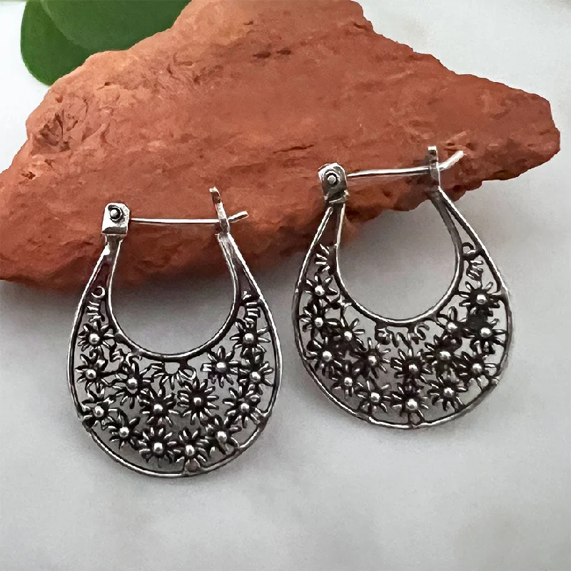 Elegant Necklaces And Bracelets At Limited-Time Offers Field of Daisies Earrings - Sterling Silver, Indonesia