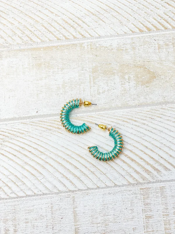 Exclusive Jewelry Bundles At Discounted Prices Gold Threaded Hoop Earrings - Aqua