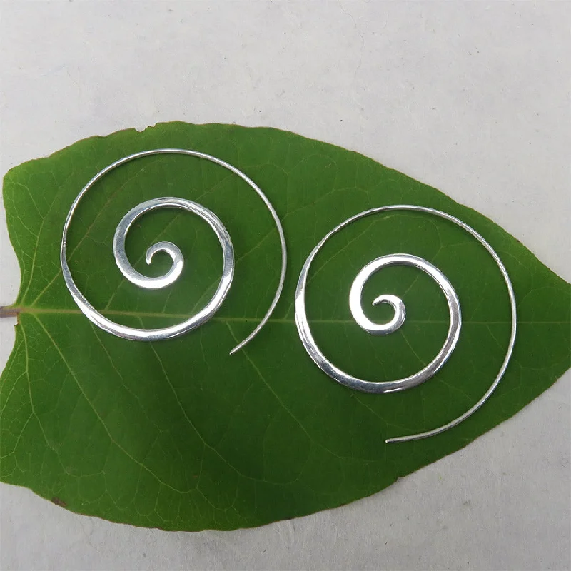 Dainty Floral Jewelry For Feminine Elegance Kekuatan Earrings - Sterling Silver, Indonesia