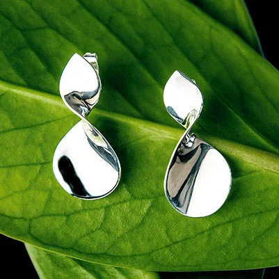 Unmissable Deals On Handmade Jewelry Collections Pendek Earrings - Sterling Silver, Indonesia