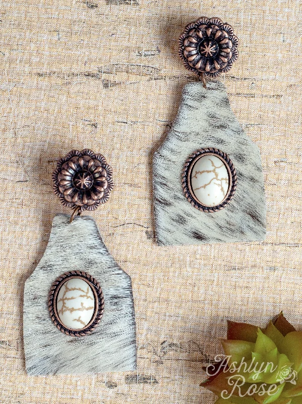 Jewelry Sale Bonanza – Grab Your Sparkle Now Tavern Lovin' Fur Earrings with Cream Stone Jewelry Sale Bonanza – Grab Your Sparkle Now Tavern Lovin' Fur Earrings with Cream Stone