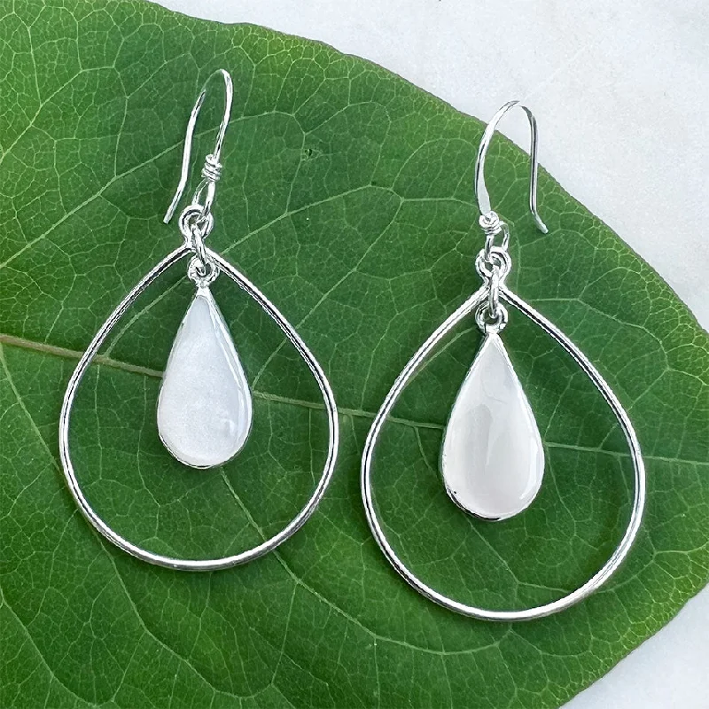 Limited-Time Offer On Elegant Jewelry Pieces Teardrop Pearl Earrings, Mexico