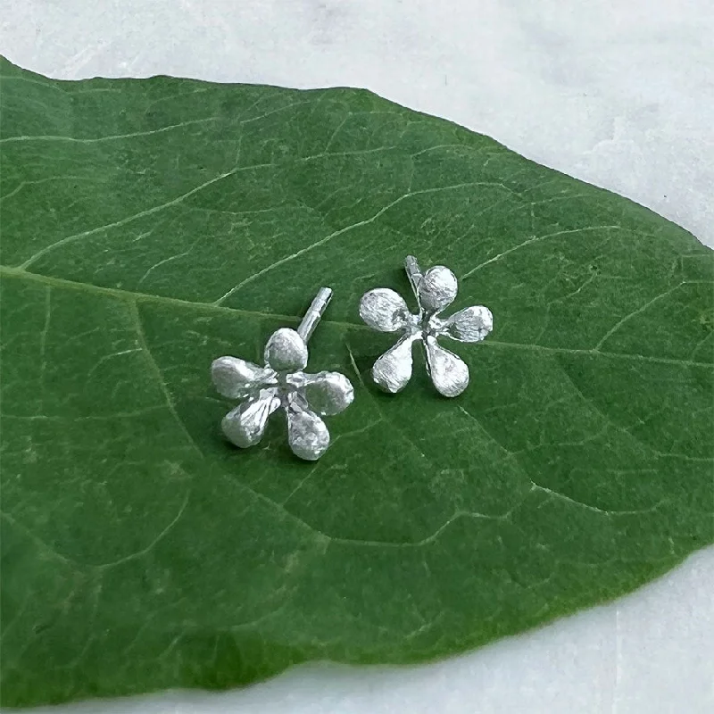 Flash Sale On Elegant Jewelry – Don't Miss Out Tiny Daisy Studs - Sterling Silver, Indonesia