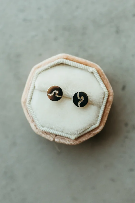 Exclusive Gemstone Jewelry Markdowns – Shop Now WAVES · IT IS WELL