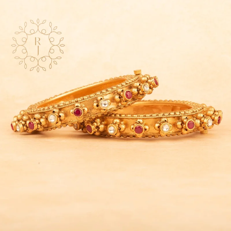 Affordable Luxury Jewelry For Every Occasion Raddhi Jewels Designer Premium Quality Rajwadi Gold Plated Brass Openable Kada/Bangles Set